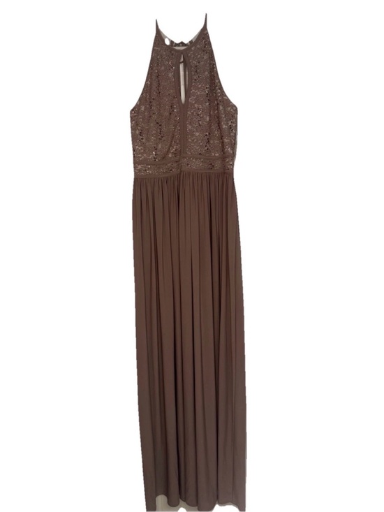 Morgan & Co. Dresses & Skirts - Morgan & Co Taupe Sequin Lace Halter Prom Formal Gown Dress Size 10 NWT